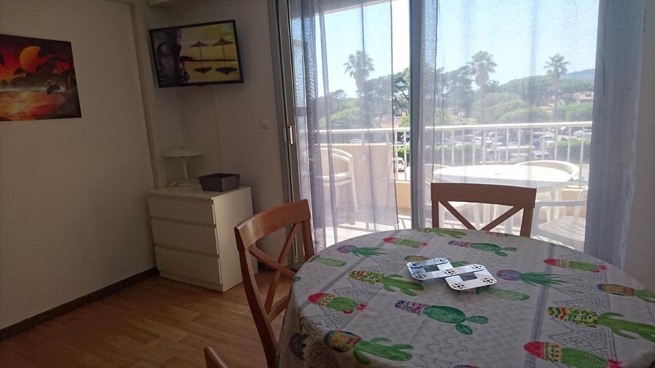 Port De Hyeres Studio 2 A 4 Personnes Avec Parking 外观 照片