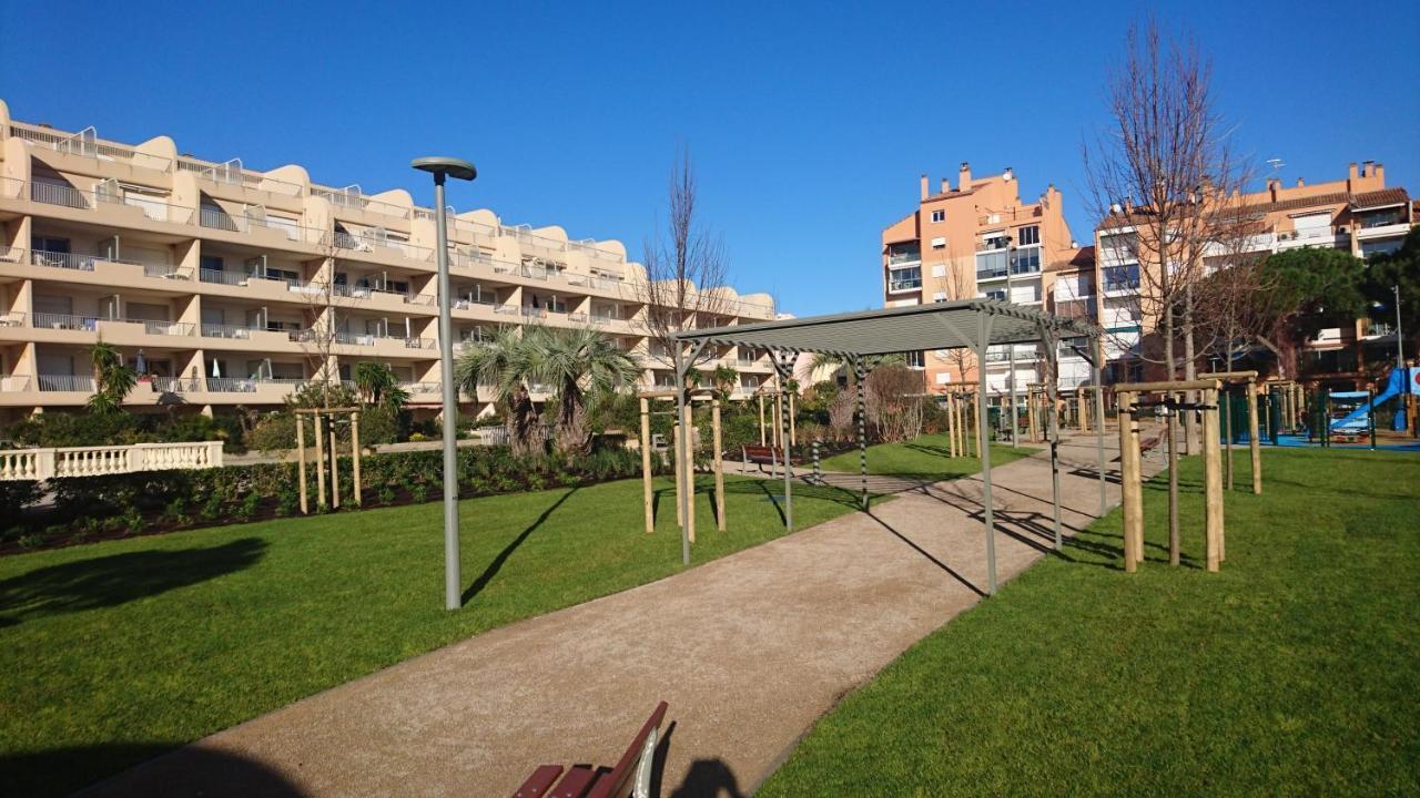 Port De Hyeres Studio 2 A 4 Personnes Avec Parking 外观 照片